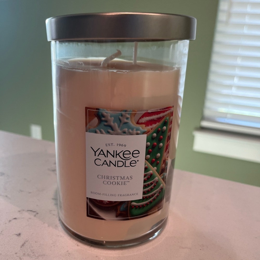 YANKEE CANDLE CHRISTMAS COOKIE 20 OZ NWT!